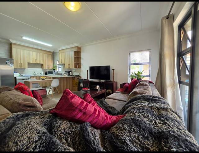 3 BEDROOM CLUSTER FOR SALE IN MEYERSDAL